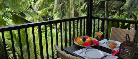 Villa (Palm) | Balcony