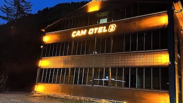 Fachada da propriedade