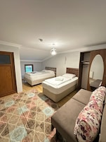 Desk, soundproofing, free rollaway beds, free WiFi