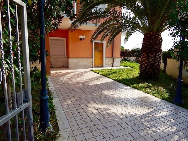 Ingresso della struttura