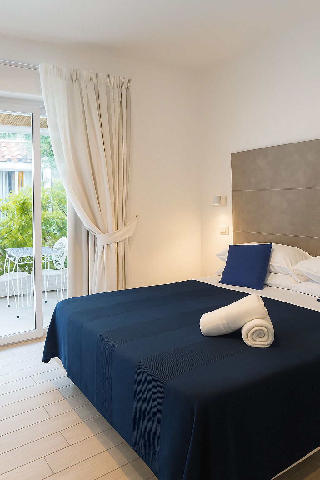 Chambre Confort | Coffres-forts dans les chambres, décoration personnalisée