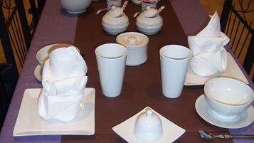 Petit déjeuner continental compris tous les jours