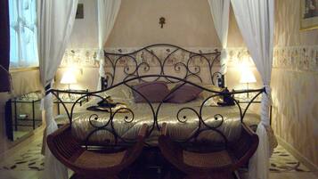 Comfort Room, 1 Queen Bed (Egypte) | Premium bedding, free minibar items, individually decorated