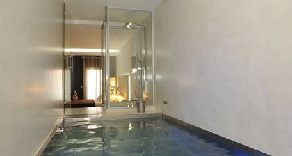 Gaudint Barcelona suites