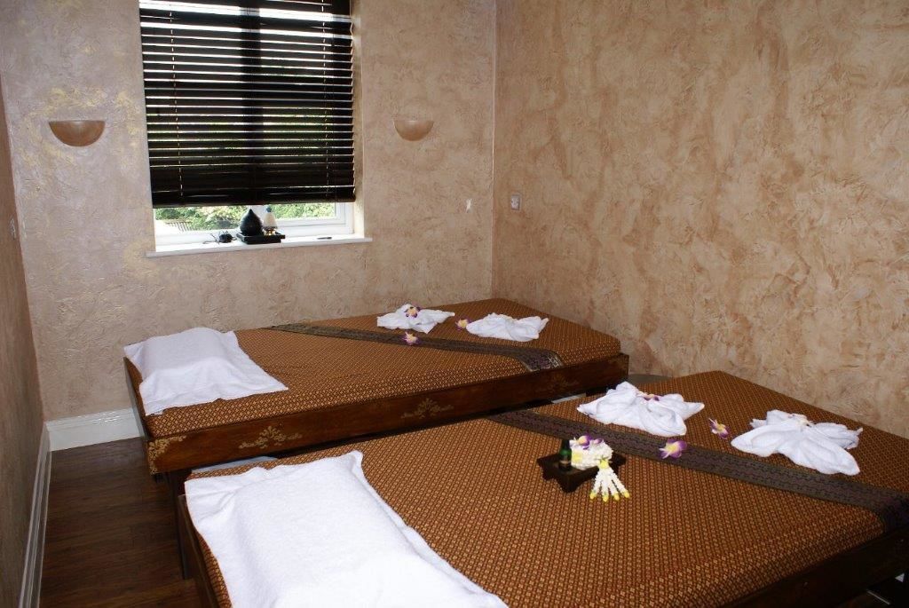 couples treatment room(s), body treatments, aromatherapy