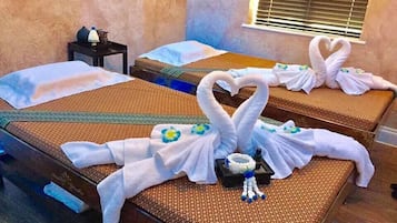 Couples treatment room(s), body treatments, aromatherapy