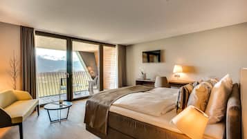 Junior-Suite, Balkon, Bergblick | Ausblick vom Zimmer