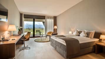 Habitación doble superior, balcón, vista a la montaña | Vista desde la habitación