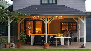 บริเวณภายนอก