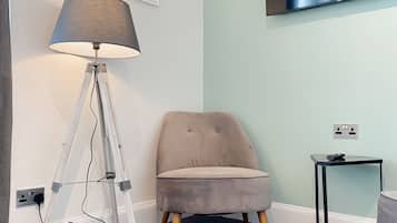 Classic-rum - 1 queensize-säng | Individuell inredning, strykjärn/strykbräda, gratis wi-fi och sängkläder