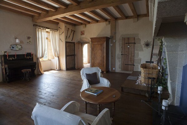 Habitación doble (La Prestige) | 1 habitación, escritorio, tabla de planchar con plancha y wifi gratis