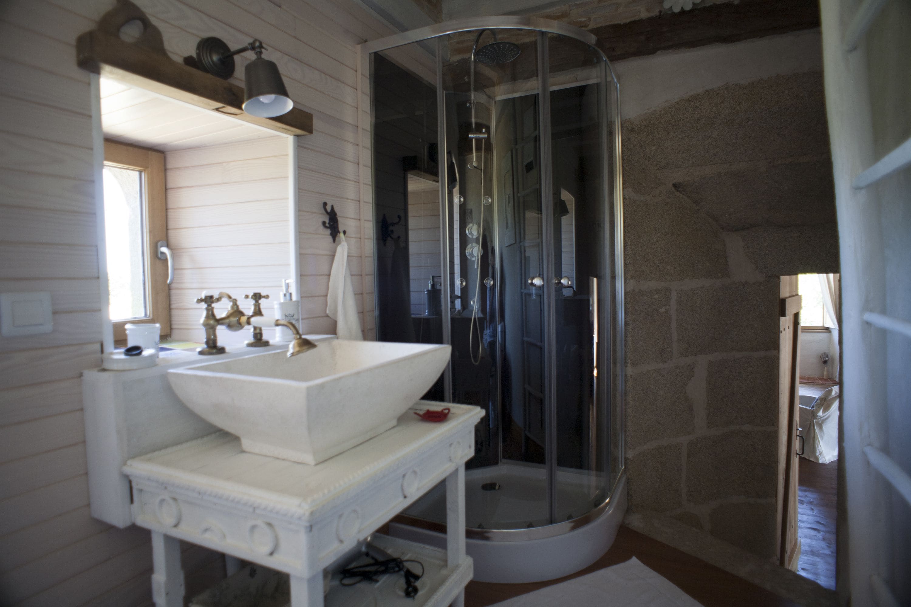 Double Room (La Prestige) | 1 bedroom, desk, iron/ironing board, free WiFi