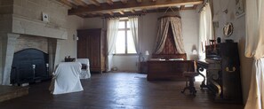 Habitació doble (La Prestige) | 1 dormitori, escriptori, planxa i posts de planxar i wifi gratuïta