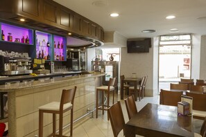 Bar (en el alojamiento)