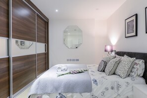 City Apartment, 1 Bedroom, Accessible, City View | 1 bedroom, iron/ironing board, free WiFi, bed sheets - Premiere Fitzrovia Oxford Street (London)