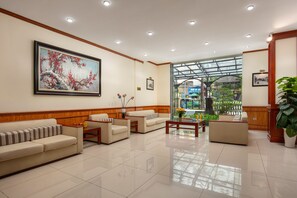 Lobby - A25 Hotel - 705 Lac Long Quan (Hanoi)