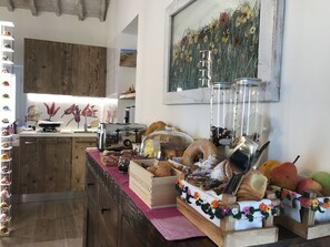 付費供應早餐
