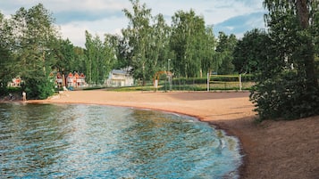 Tæt på stranden