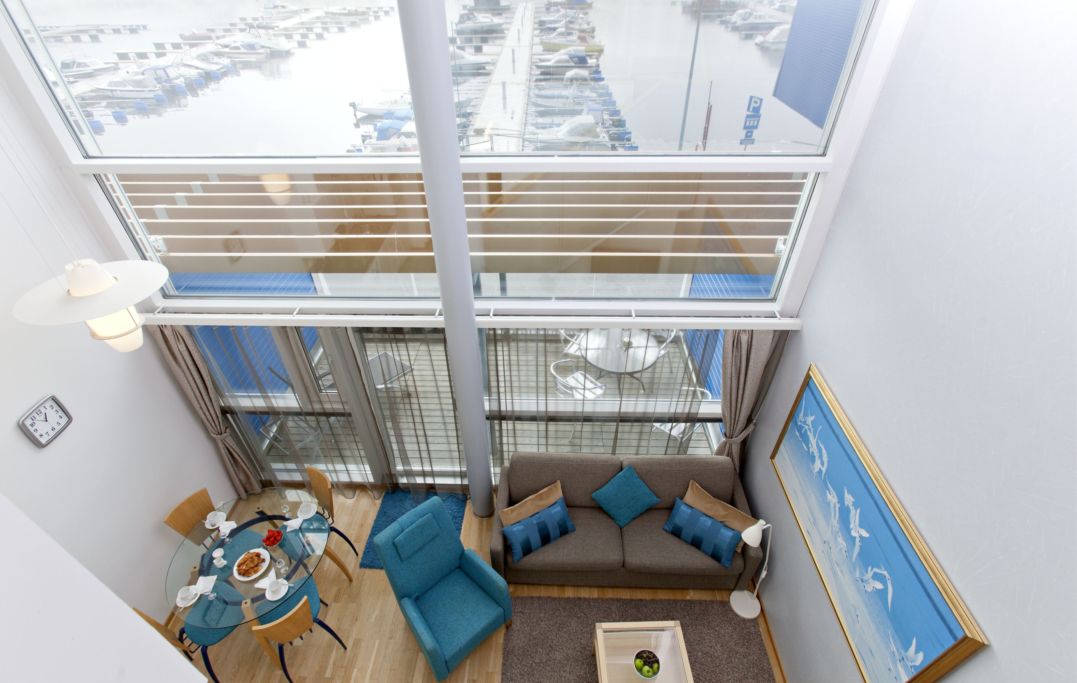 40-cm TV with digital channels