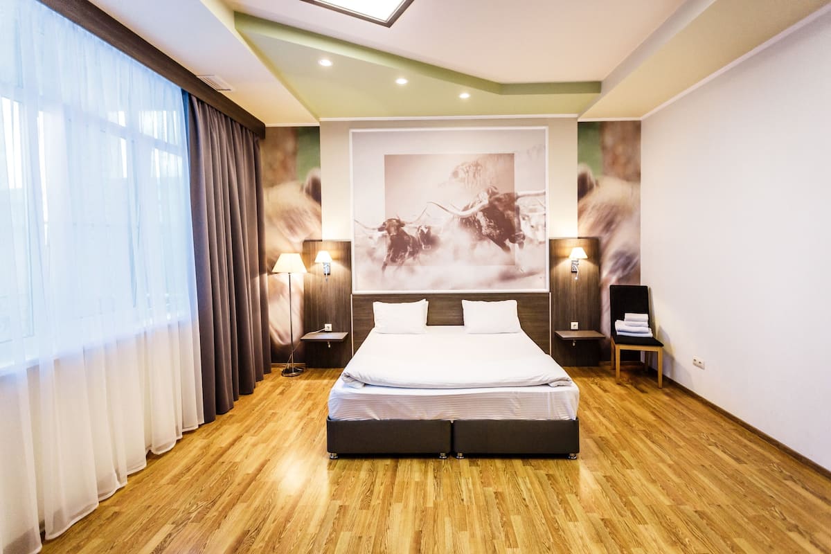 Camera Luxury, 2 camere da letto | Minibar, una cassaforte in camera, insonorizzazione, ferro/asse da stiro