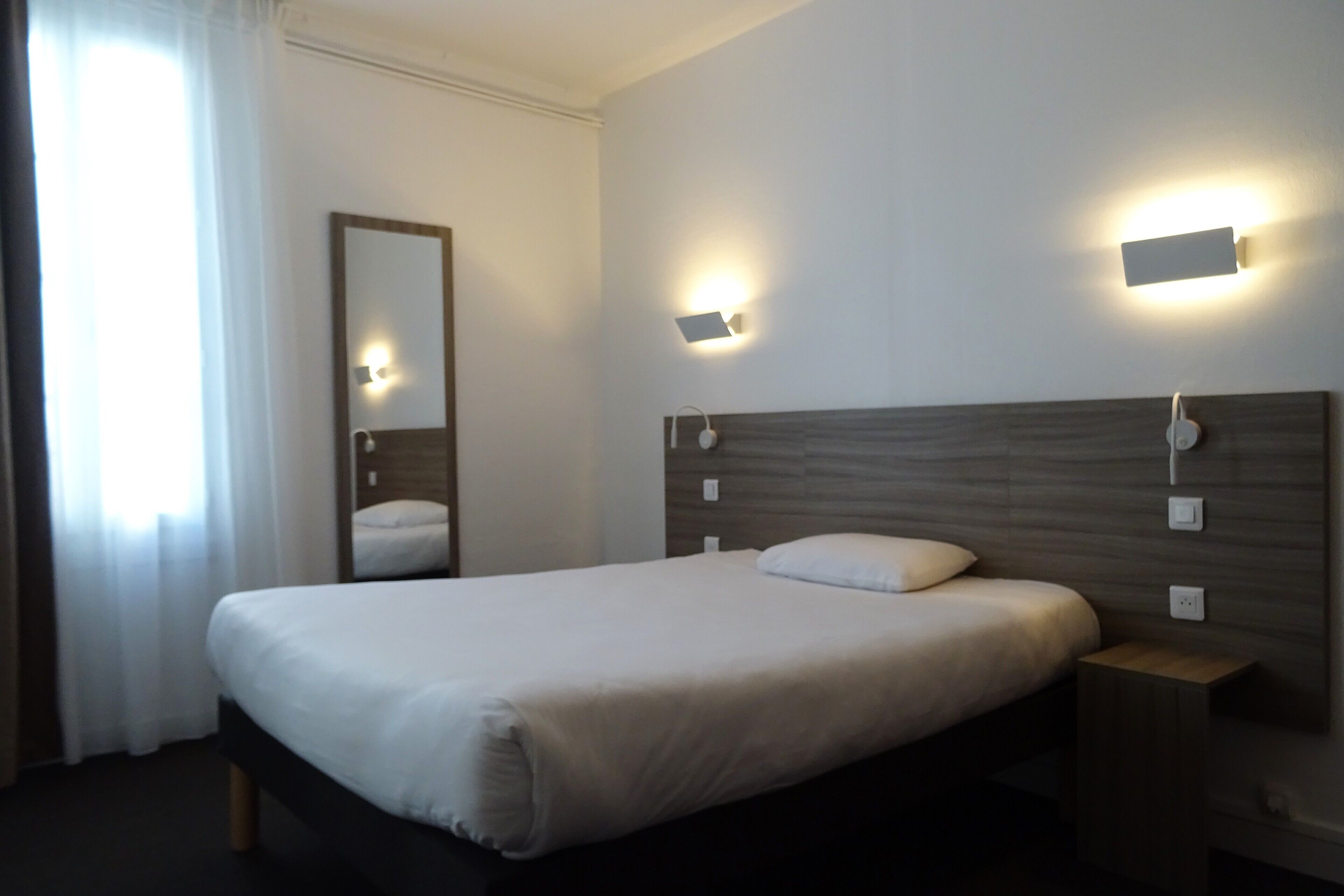 comfort double room, 1 double bed | desk, blackout curtains, free wifi, bed sheets