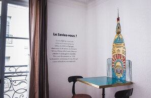 Daily buffet breakfast (EUR 7 per person) - Hôtel Saint Patrick Cœur de NANTES (Nantes)