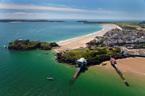 Cobra House Tenby, 5 minutes walk to Beaches