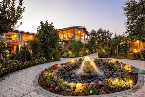 The Orchard Retreat & Spa, Srinagar