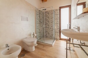 Double or Twin Room, Sea View | Bathroom - Agriturismo San Basilio (Salento)
