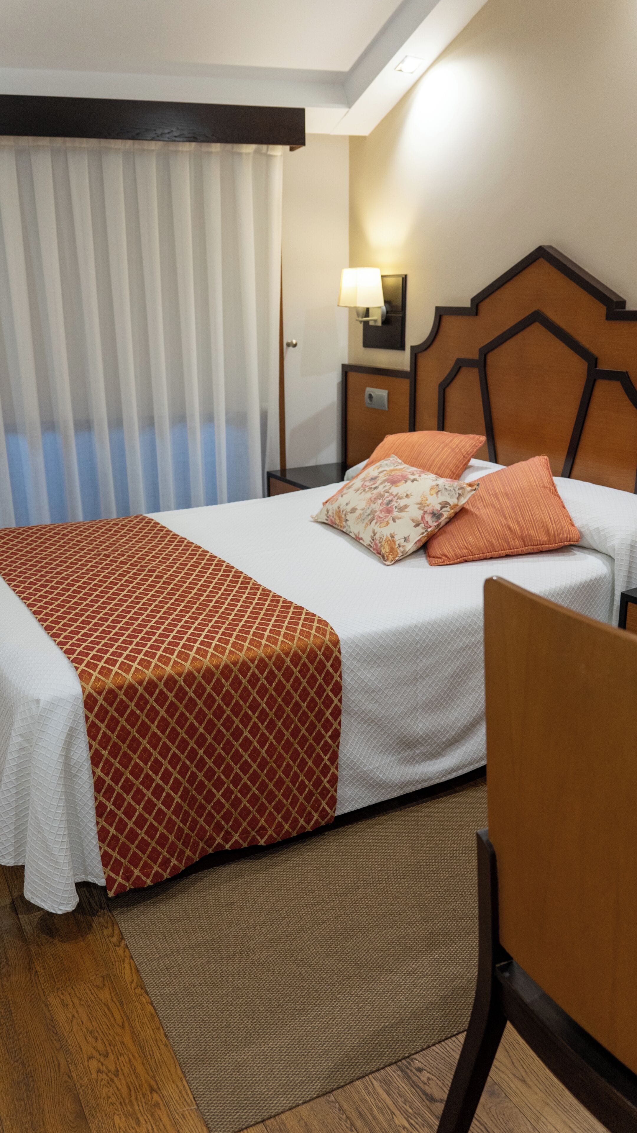 Single Room | Desk, free WiFi