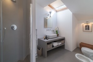 Chambre Affaires avec lits jumeaux, non-fumeur | Salle de bain