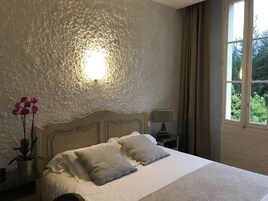 1 habitación, escritorio y wifi gratis 