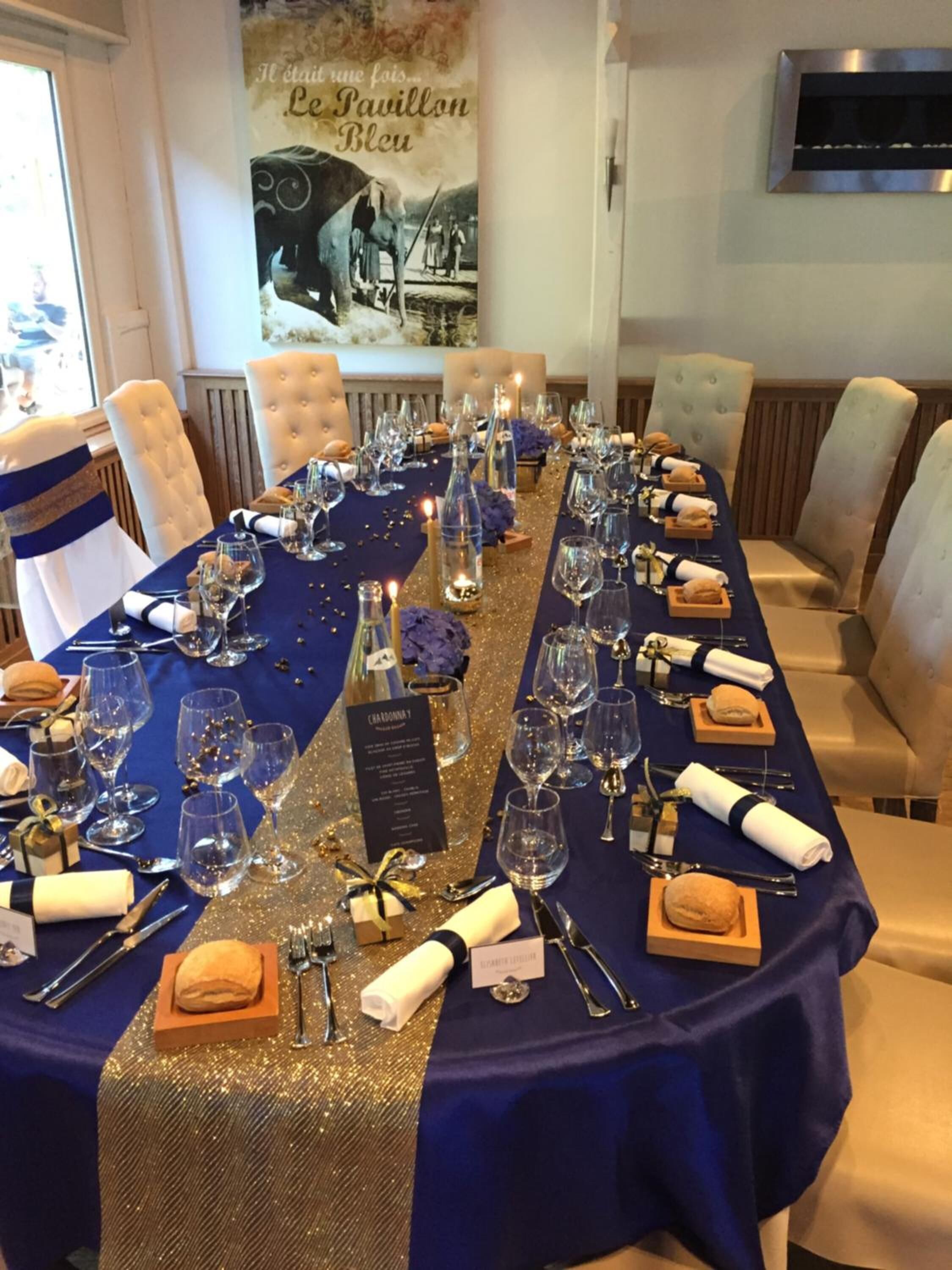 Ze serveren er lunch en diner 
