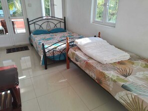 4 bedrooms, in-room safe, iron/ironing board, WiFi