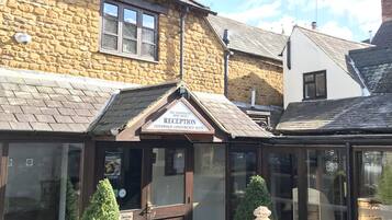 Entrada de la propiedad