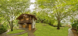 Una cassaforte in camera, Wi-Fi gratuito, lenzuola