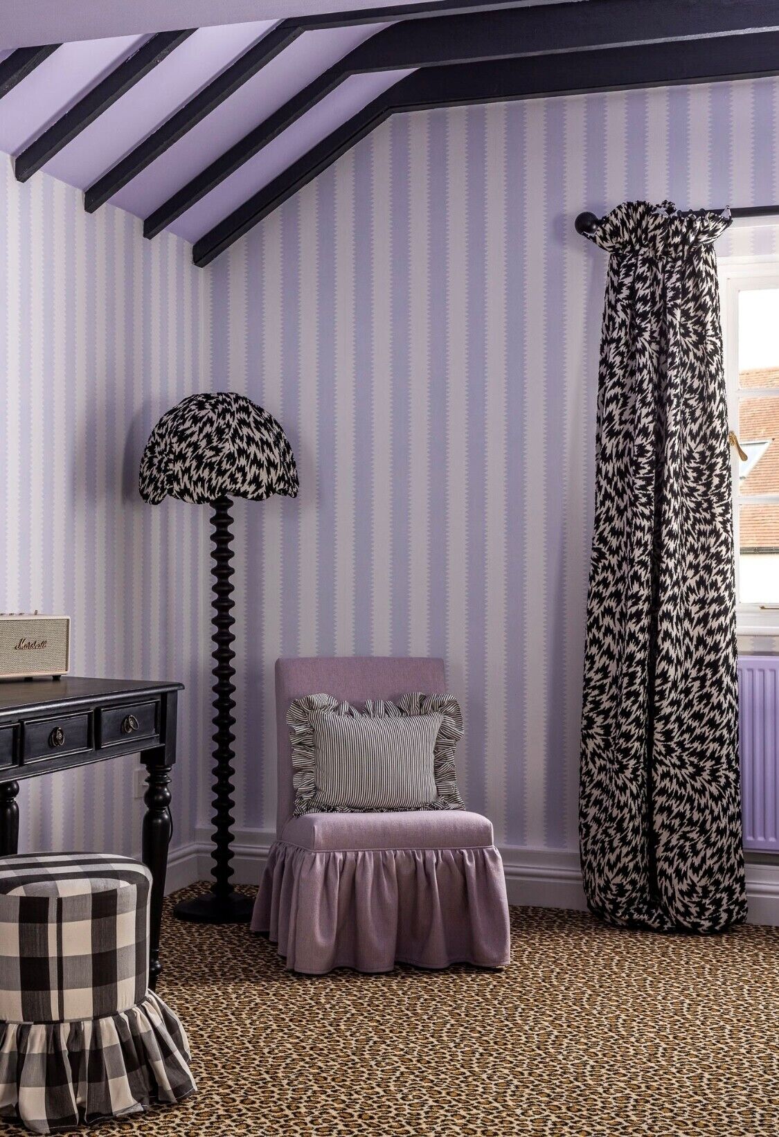 double room, 1 double bed | egyptian cotton sheets, desk, cots/infant beds, rollaway beds