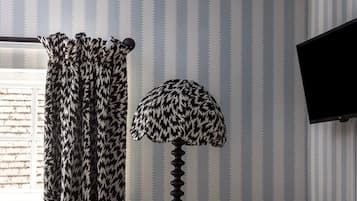 Double Room, 1 Double Bed | Egyptian cotton sheets, desk, cots/infant beds, rollaway beds
