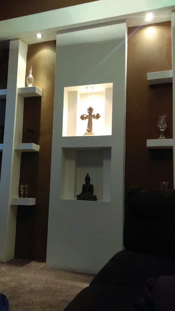 House | Room amenity - Modern vacational home close to Costco and Walmart (Ensenada)