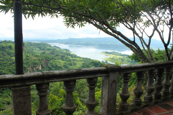 View from property - La Posada de Suchitlán (Suchitoto)