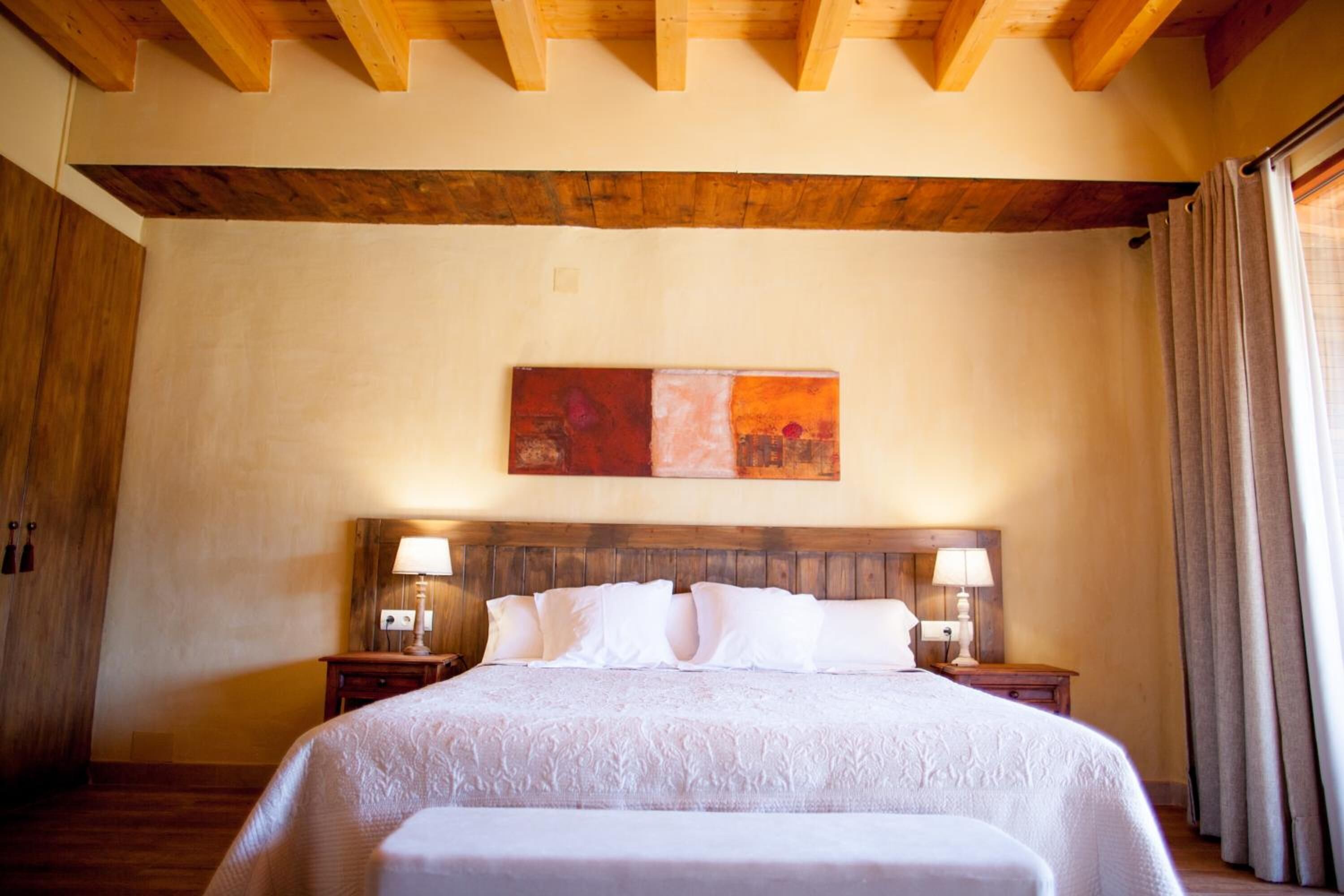 書桌、遮光布/窗簾、搖籃/嬰兒床、折疊床/加床