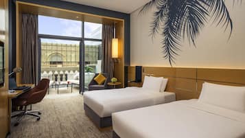 Minibar, coffres-forts dans les chambres, bureau, Wi-Fi gratuit