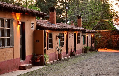 Villa Patzcuaro Garden Hotel & RV Park