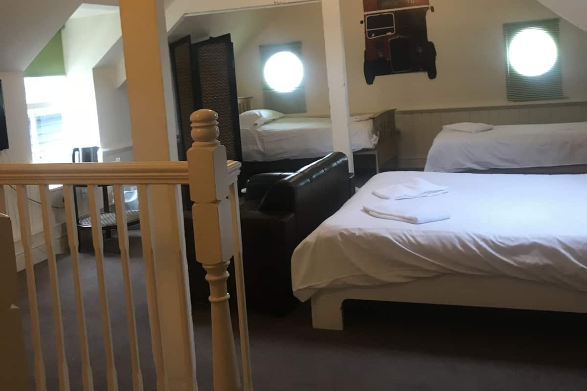 Family Room (2 Adults + 2 Children) | Iron/ironing board, free WiFi, bed sheets