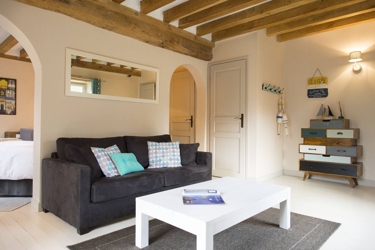 Family Room, 2 Bedrooms | Premium bedding, minibar, desk, rollaway beds