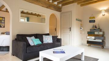 Familiekamer, 2 slaapkamers | Luxe beddengoed, een minibar, een bureau, extra bedden (toeslag)