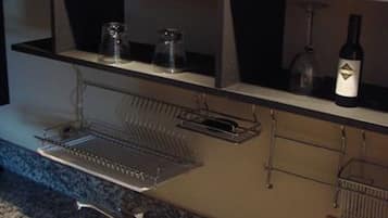 Suite, 1 King Bed (Jacuzzi y Terraza privada) | Private kitchenette