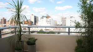 Suite, 1 King Bed (Jacuzzi y Terraza privada) | City view