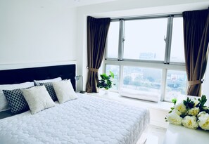 1 bedroom, desk, iron/ironing board - La Rose Great view 14th 2 Br. Apartment (Ho Chi Minh City)