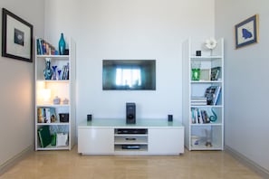 Comfort Studio, 1 Bedroom | Living area